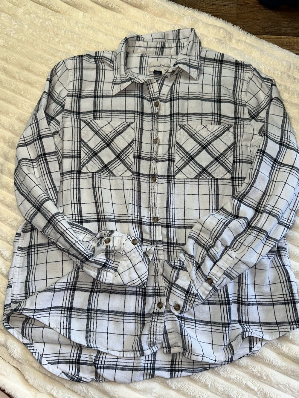 Universal Thread Black and White Plaid Button-Down Shirt